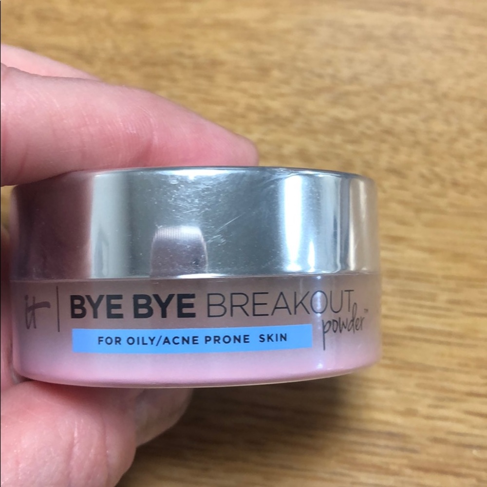 Bye bye breakout powder-new! Still sealed